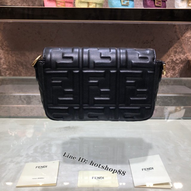 FENDI精品女包 芬迪BAGUETTE羊皮手袋 Fendi 0191s迷你肩背斜挎包 fdzg2526